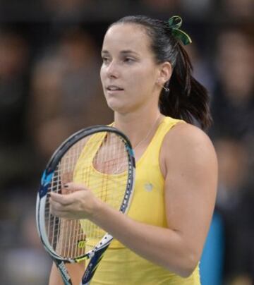 La bella australiana Jarmila Gajdosova durante la serie ante Alemania. 