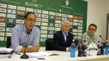 Rueda de prensa de la Junta Gestora del Elche.
