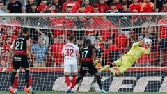 Leo Román y Nyland valen un punto