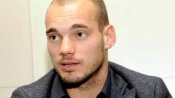 Italia califica de "injusticia" la exclusión de Sneijder