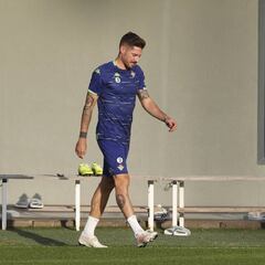 El Betis intenta acelerar su operación salida