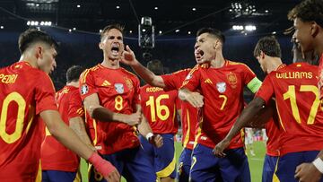 España celebra un gol en la Euro.