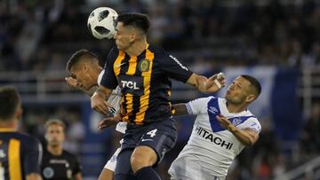 Alfonso Parot frente a V&eacute;lez en la Superliga Argentina. 