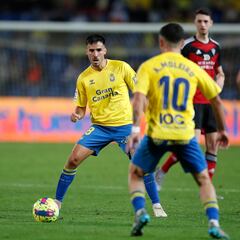 Las Palmas y Lugo libran su batalla de los mundos