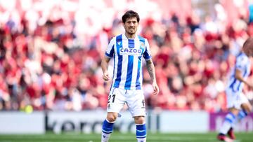MALLORCA, SPAIN - MARCH 12: David Silva of Real Sociedad looks on during the LaLiga Santander match between RCD Mallorca and Real Sociedad at Visit Mallorca Estadi on March 12, 2023 in Mallorca, Spain. (Photo by Alex Caparros/Getty Images)
