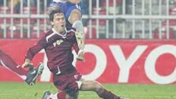 <b>GOLEADOR. </b>Albert Riera marcó de esta manera el segundo gol del Espanyol al Sparta de Praga para sumar un nuevo triunfo de los blanquiazules.