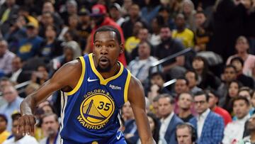 Tras nueve campañas con Thunder, Kevin Durant jugó por tres años para los Warriors, organización con la que consiguió dos títulos y tres All-Star Game.