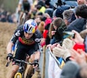 Van Aert triunfa en Zonhoven con un nuevo recital