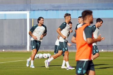 Primer contratiempo para el Málaga: Jauregi, lesionado