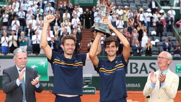 Herbert y Mahut consuelan a Francia con el t¨ªtulo de dobles