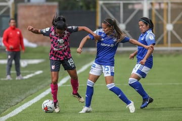 Santa Fe se quedó con el segundo clásico del año al vencer en Techo 0-3 a Millonarios que jugó de local. Ysaura Viso, Fany Gauto y Diana Celis marcaron los goles de la victoria. Con 15 puntos lideran el Grupo A y las Embajadoras se quedaron con 7 en el segundo puesto.