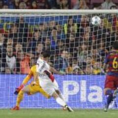 La garrafal falla de Chicharito ante ter Stegen