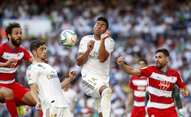 Barcelona-Madrid: Casemiro at risk of missing Clásico