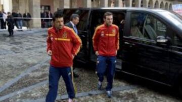 Villa y Mata, a su llegada a la recepción de ayer en el ayuntamiento de Gijón.