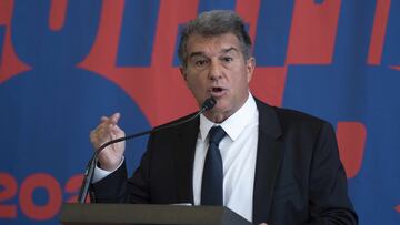 Laporta: "Confío en que Messi espere a que haya un nuevo presidente para decidir su futuro"