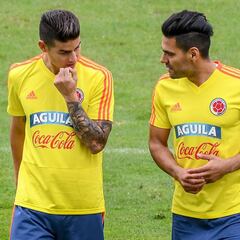 Falcao y James juntos en la práctica de la Selección en El Campín