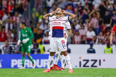 El Atlas - Chivas de la Liga MX terminó calientito gracias al ‘Chicharito’