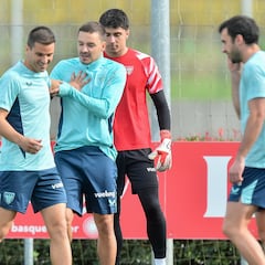 Valverde, pendiente de Nico, confirma la citación de Selton y Hierro ante el Oviedo