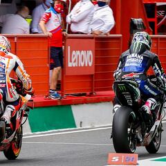 Maverick, tras lo de Márquez: "Hay comisarios y un equipo"