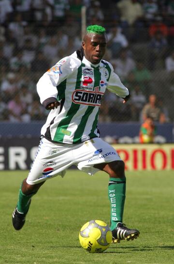 El Chucho tuvo grandes temporadas en Santos Laguna antes de marcharse al Birmingham City de Inglaterra.
