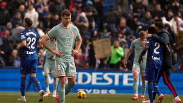 Sorloth se lamenta tras perder ante el Getafe.