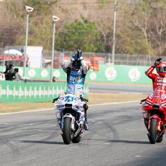 Los Márquez arrasan: Marc 1º y Álex 2º en el esprint