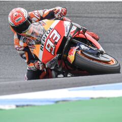 Una salvada récord de Márquez con 70.8 grados de inclinación