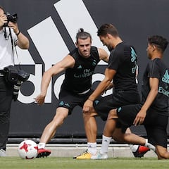 Bale entrenó con el resto del grupo por segundo día seguido