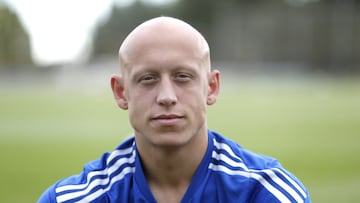 V¨ªctor Mollejo.