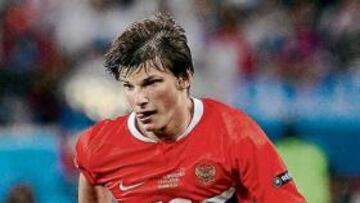 <b>QUIERE VENIR. </b>El agente de Arshavin reveló a AS que el futbolista ruso prefiere el Bernabéu.