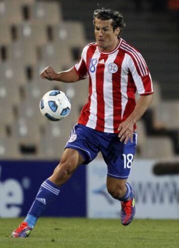 28 de noviembre: 32 años cumple el delantero paraguayo Nelson Haedo Valdéz.