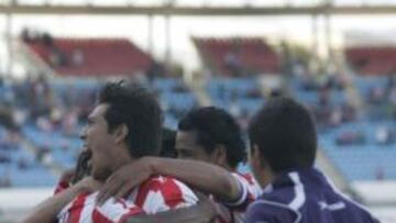 <b>TODOS A UNA. </b>El Almería celebra uno de los goles marcados en la última jornada ante el Numancia.