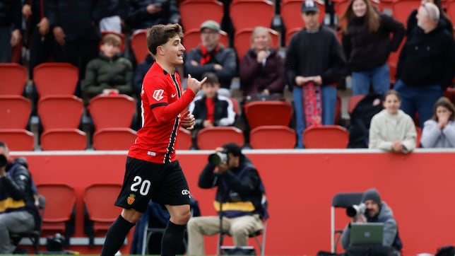 Samu Costa saca al Mallorca del descenso