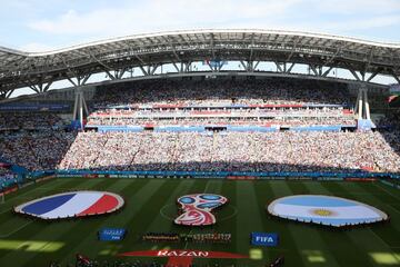 Gran ambiente en el Kazan Arena.