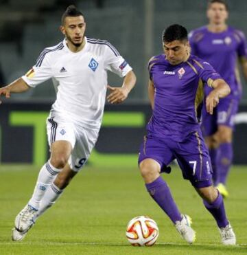 David Pizarro es clave en el armado de la Fiorentina, que se metió en semifinales de la Europa League. 