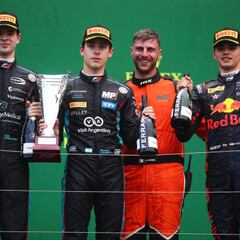 Sebastián Montoya escala al segundo lugar en Australia