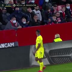 Akapo: "Debemos ayudar al que sufre un episodio racista"