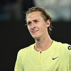 Eight male, six female players proceed to Australian Open third round for the first time in 27 years