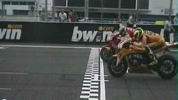 Toni El&iacute;as y Valentino Rossi en el GP de Portugal 2006 MotoGP