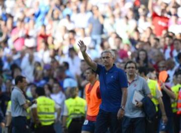 Las imágenes de la despedida de Mou en el Bernabéu