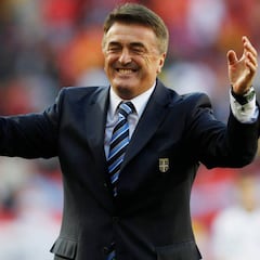 Bautizan un estadio serbio con el nombre del legendario Radomir Antic