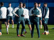 Funes , entrenador y su ayudante Juan Carlos Andrés