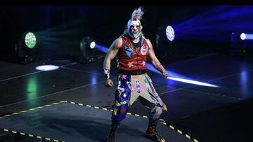 Psycho Clown quiere mandar a la hoguera a Villano IV