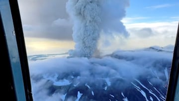A view from a helicopter shows the eruption of the Krasheninnikov Volcano in the Kamchatka region, Russia, August 3, 2025, in this still image taken from video. Instagram/@artemsheldr/Handout via REUTERS ATTENTION EDITORS - THIS IMAGE HAS BEEN SUPPLIED BY A THIRD PARTY. NO RESALES. NO ARCHIVES. MANDATORY CREDIT.