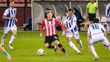 El inicio de las segundas partes se le atasca a la Ponferradina