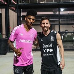 “Quiero cambiar camiseta con...”: será compañero de Messi y enfrentará a la Roja