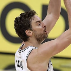 Pau Gasol (19+8+6) se multiplica y los Spurs logran tres seguidas