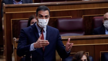 GRAF9240. MADRID, 28/10/2020.- El presidente del Gobierno, Pedro S&aacute;nchez interviene durante la sesi&oacute;n de control al Ejecutivo este mi&eacute;rcoles en el Congreso para dar cuenta de la gesti&oacute;n de la pandemia, un d&iacute;a antes de qu