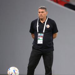 Luis Fernando Suárez: “Lo de Advíncula me mata”