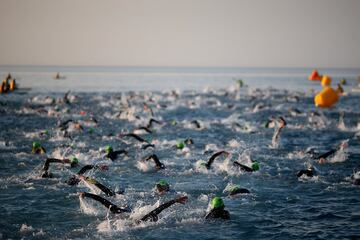Las mejores im¨¢genes del Ironman 70.3 de Barcelona